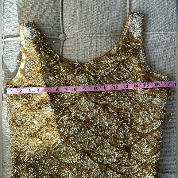 Amazing Vintage Top, Beaded with Sequins - Picture 10 of 11